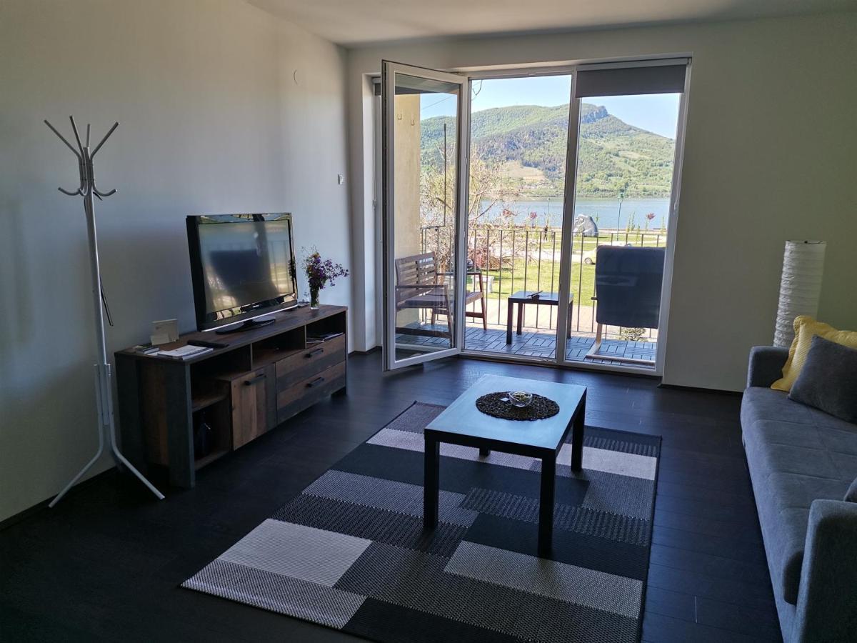 Apartman Terassa Donji Milanovac Ngoại thất bức ảnh